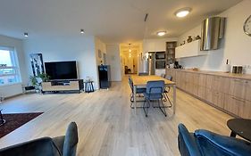 Modern And Spacious 3 Bedroom Apartment In Kopavogur