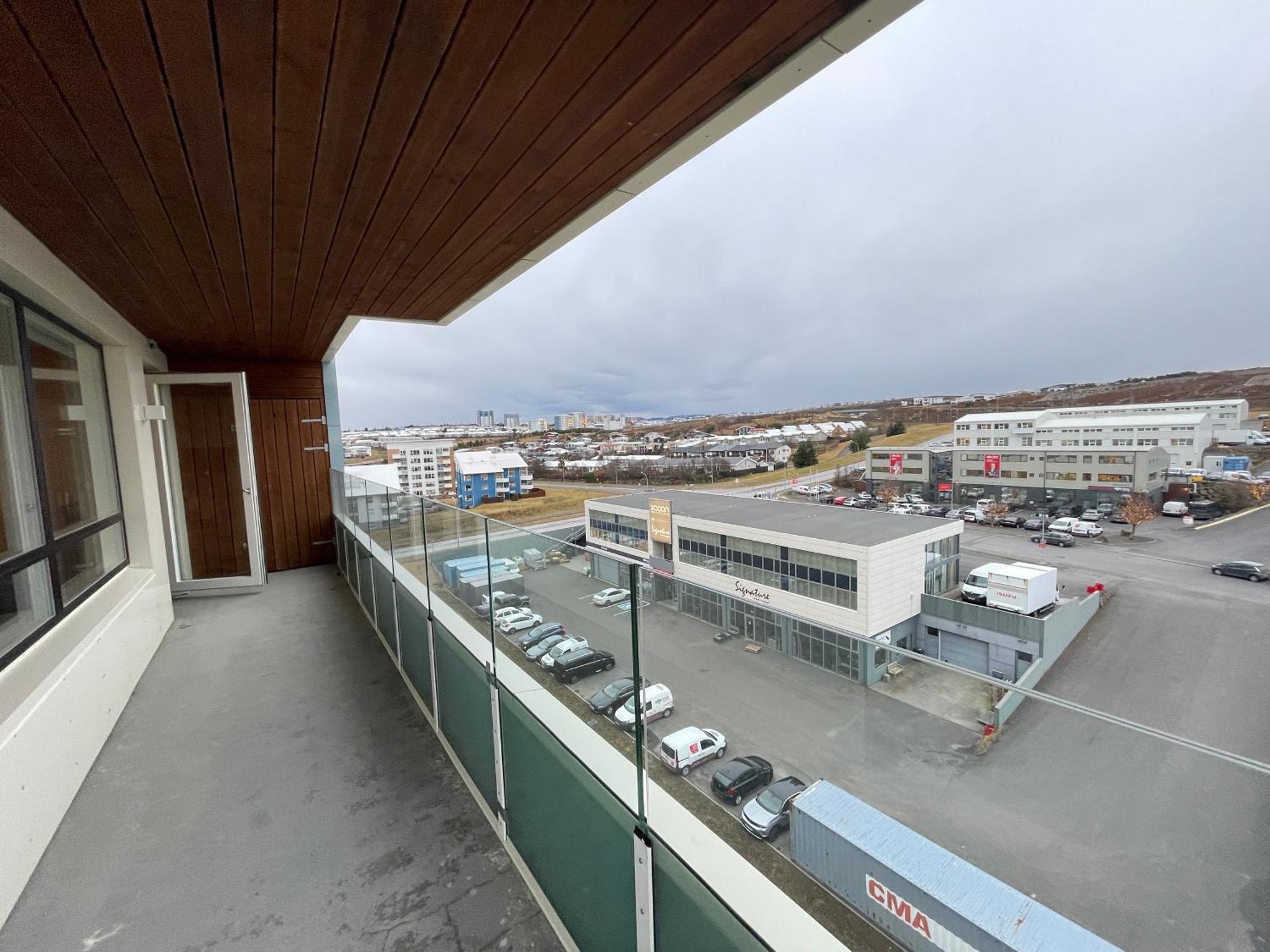 Modern And Spacious 3 Bedroom Apartment In Kopavogur Reykjavík Exterior photo
