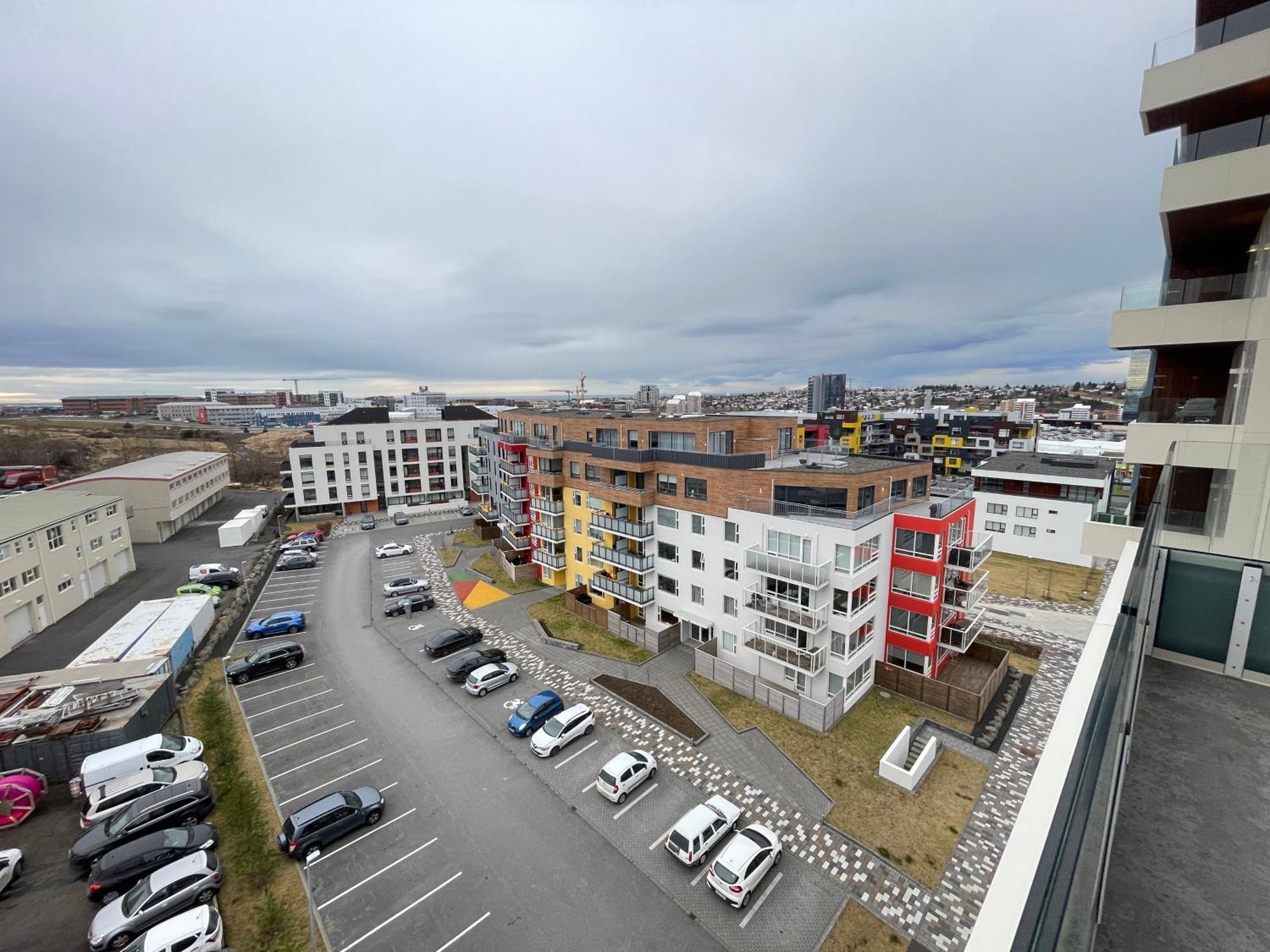Modern And Spacious 3 Bedroom Apartment In Kopavogur Reykjavík Exterior photo